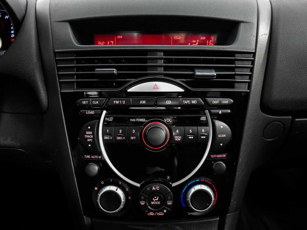 Mazda RX-8 с пробегом — 2004 год. Фото: #13