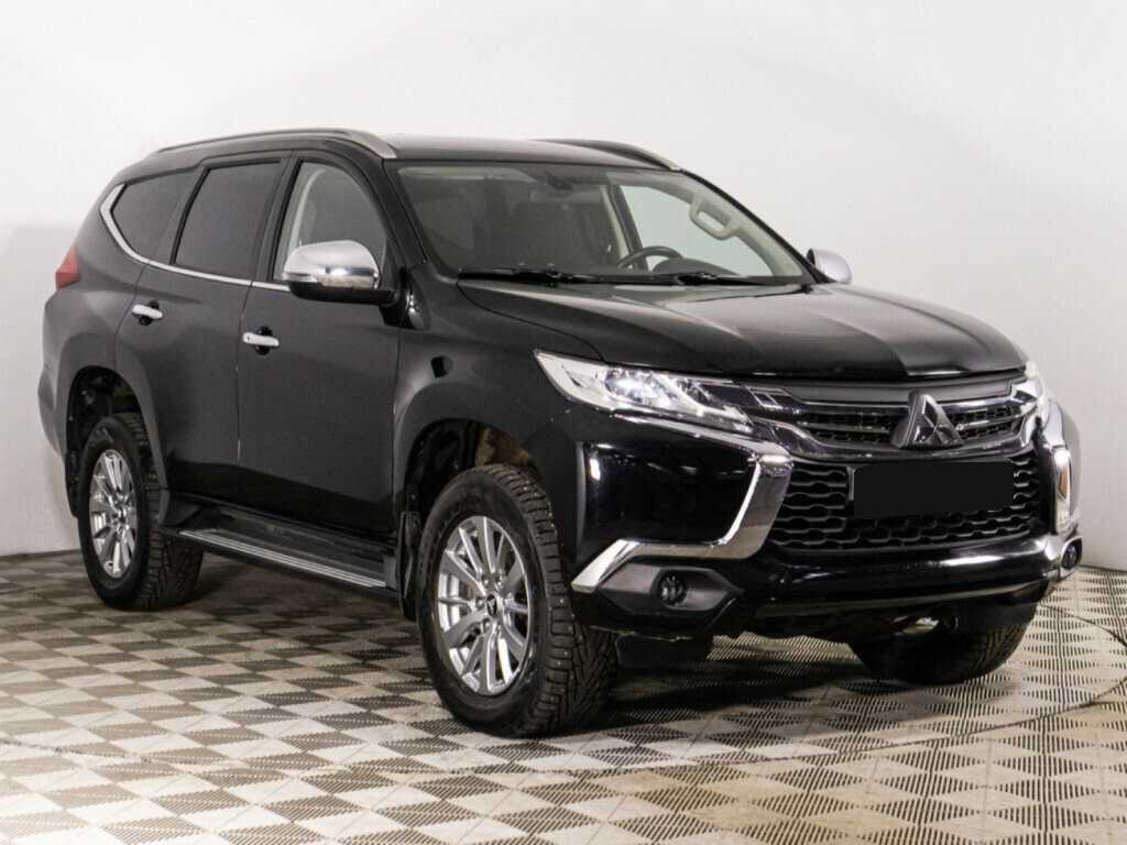 Mitsubishi Pajero Sport с пробегом — 2019 год. Фото: #2