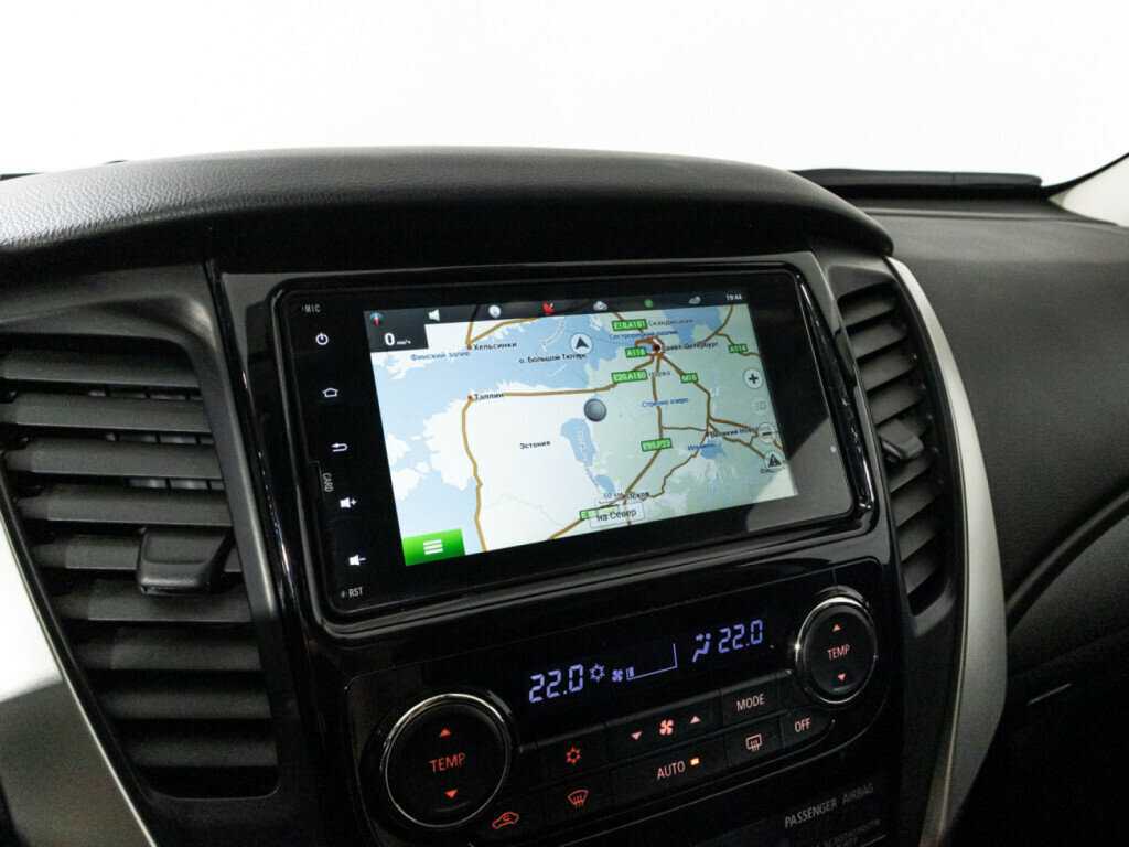 Mitsubishi Pajero Sport с пробегом — 2019 год. Фото: #11