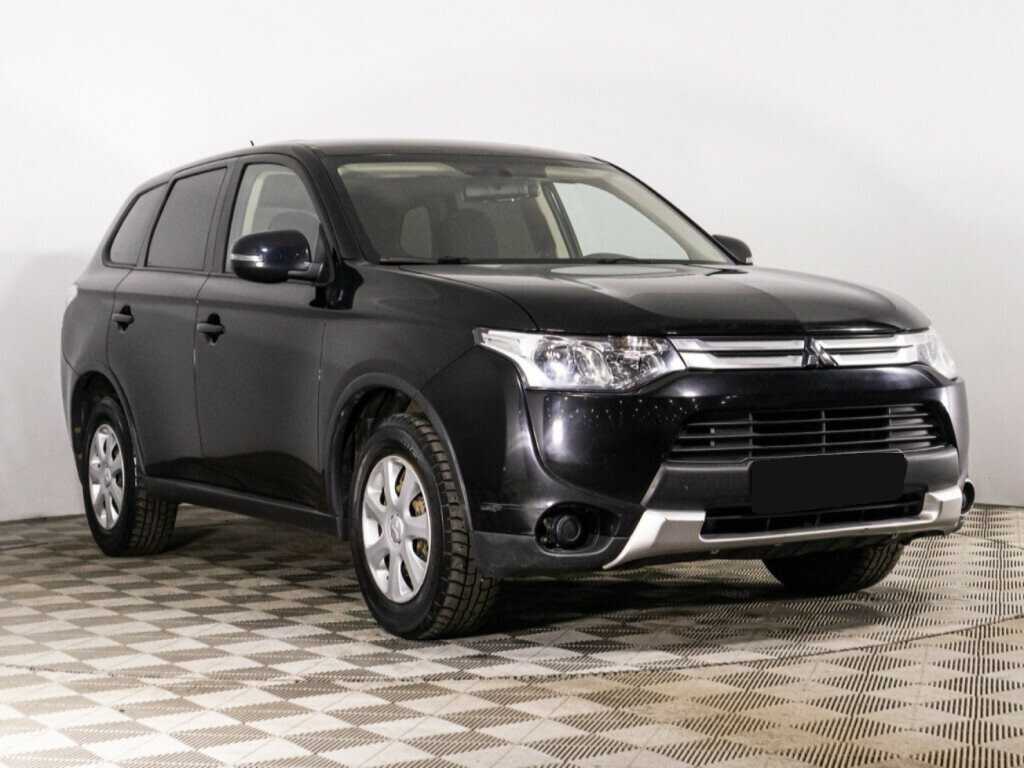Mitsubishi Outlander с пробегом — 2014 год. Фото: #2