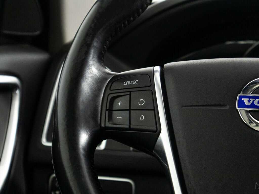 Volvo XC60 с пробегом — 2014 год. Фото: #17