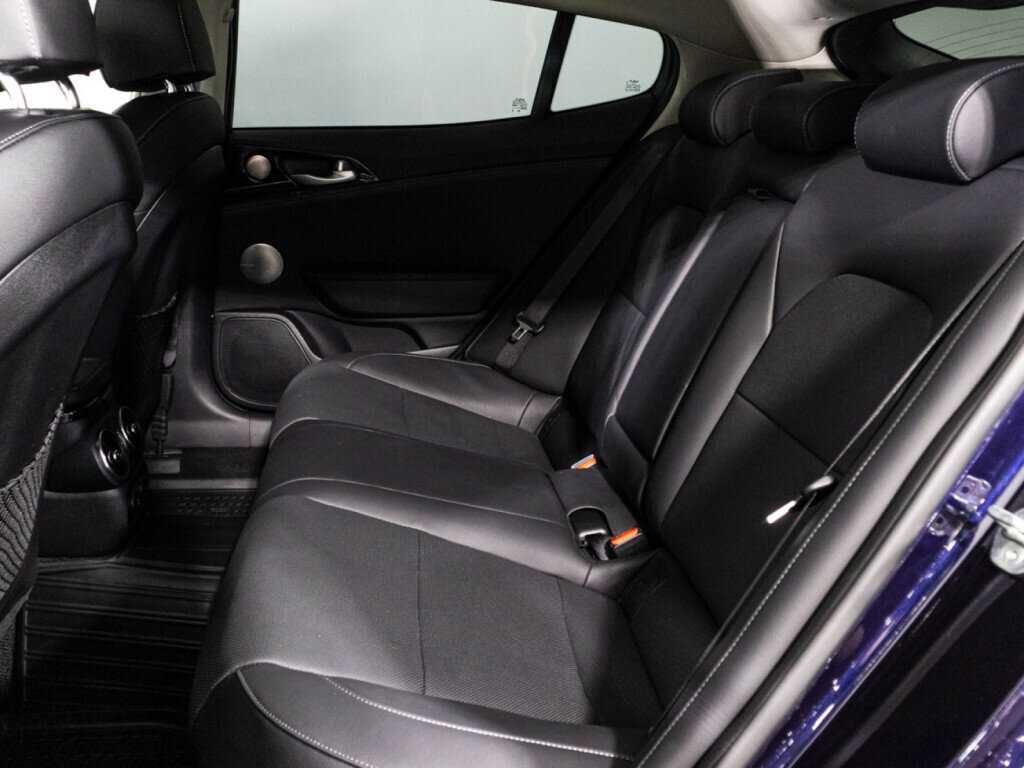 Kia Stinger с пробегом — 2022 год. Фото: #9