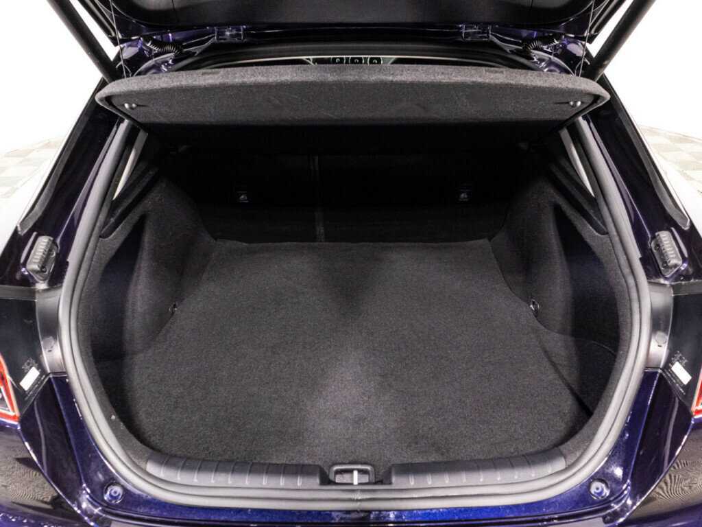 Kia Stinger с пробегом — 2022 год. Фото: #14