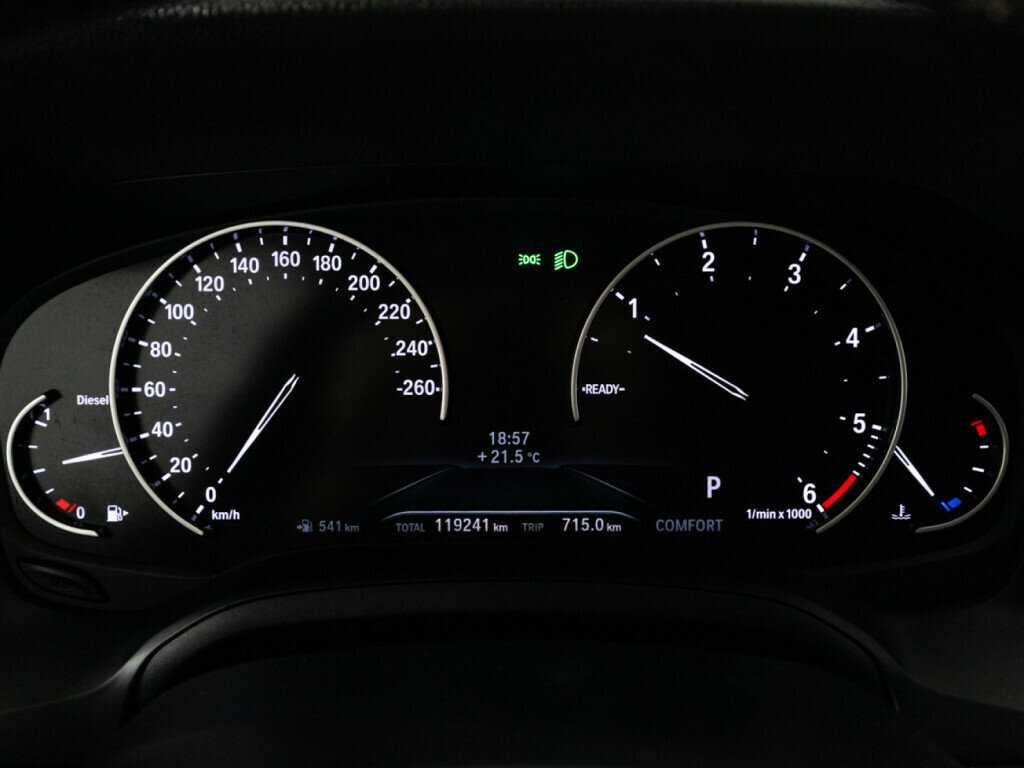 BMW 3 серии с пробегом — 2019 год. Фото: #11