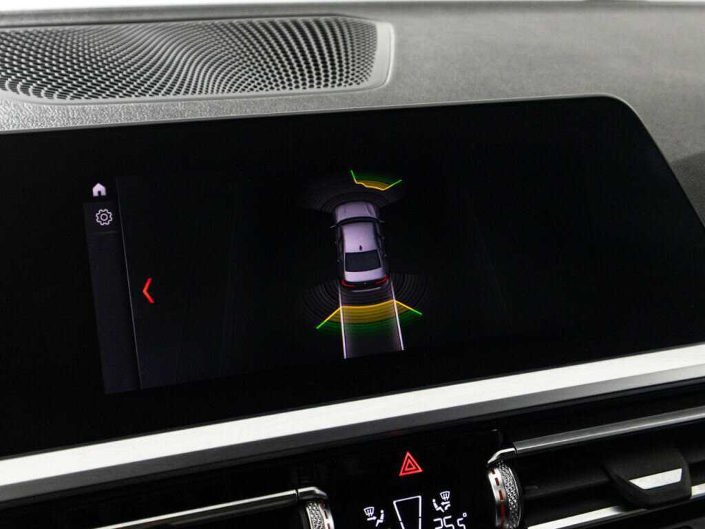 BMW 3 серии с пробегом — 2019 год. Фото: #14