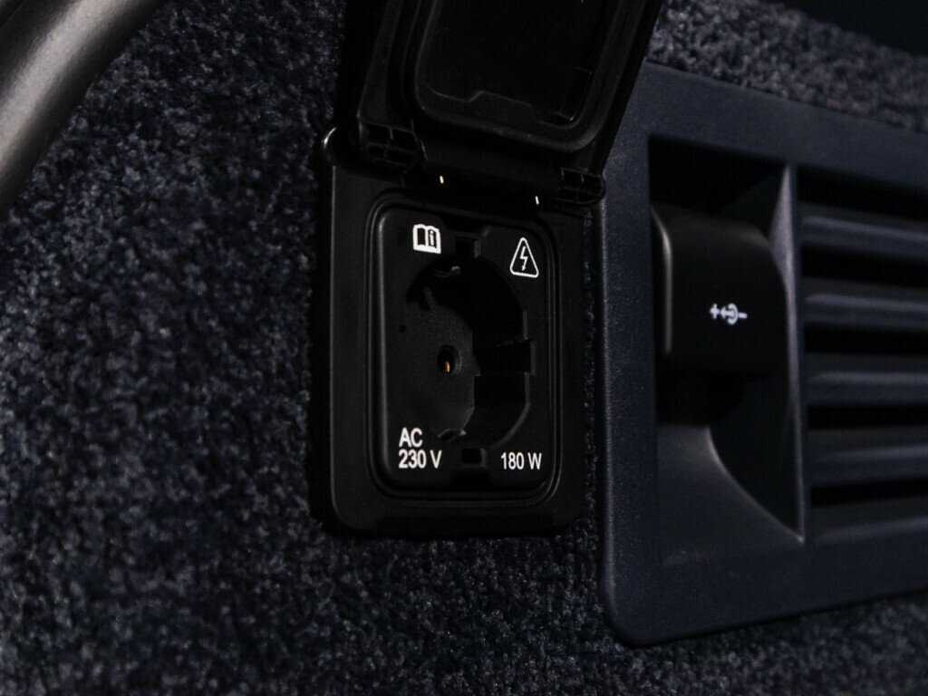 Land Rover Range Rover с пробегом — 2019 год. Фото: #14