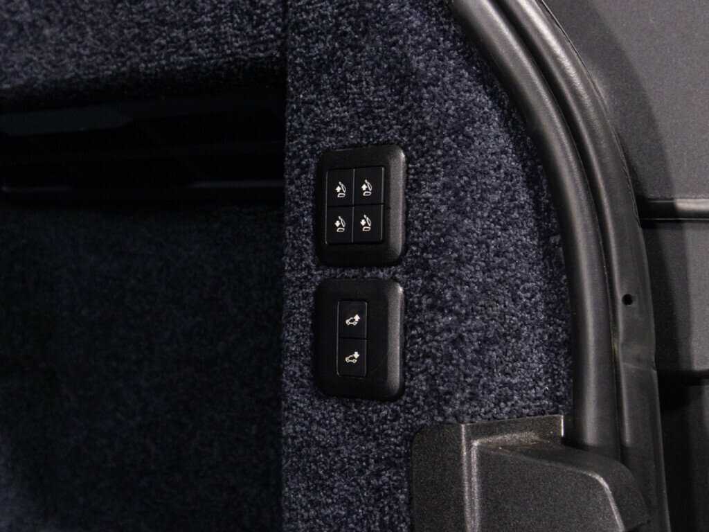 Land Rover Range Rover с пробегом — 2019 год. Фото: #15