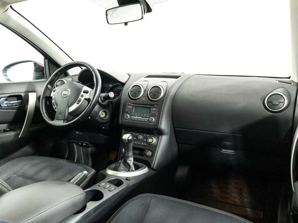 Nissan Qashqai с пробегом — 2010 год. Фото: #8