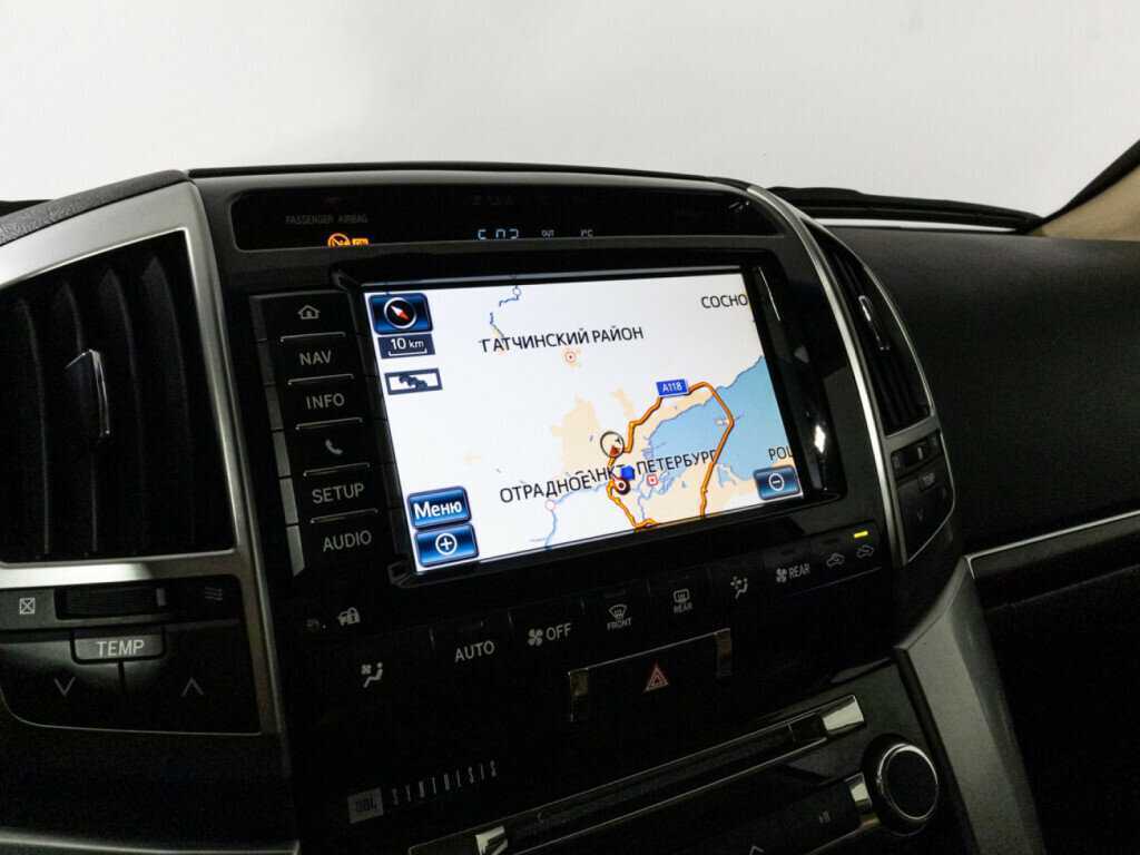 Toyota Land Cruiser с пробегом — 2014 год. Фото: #17