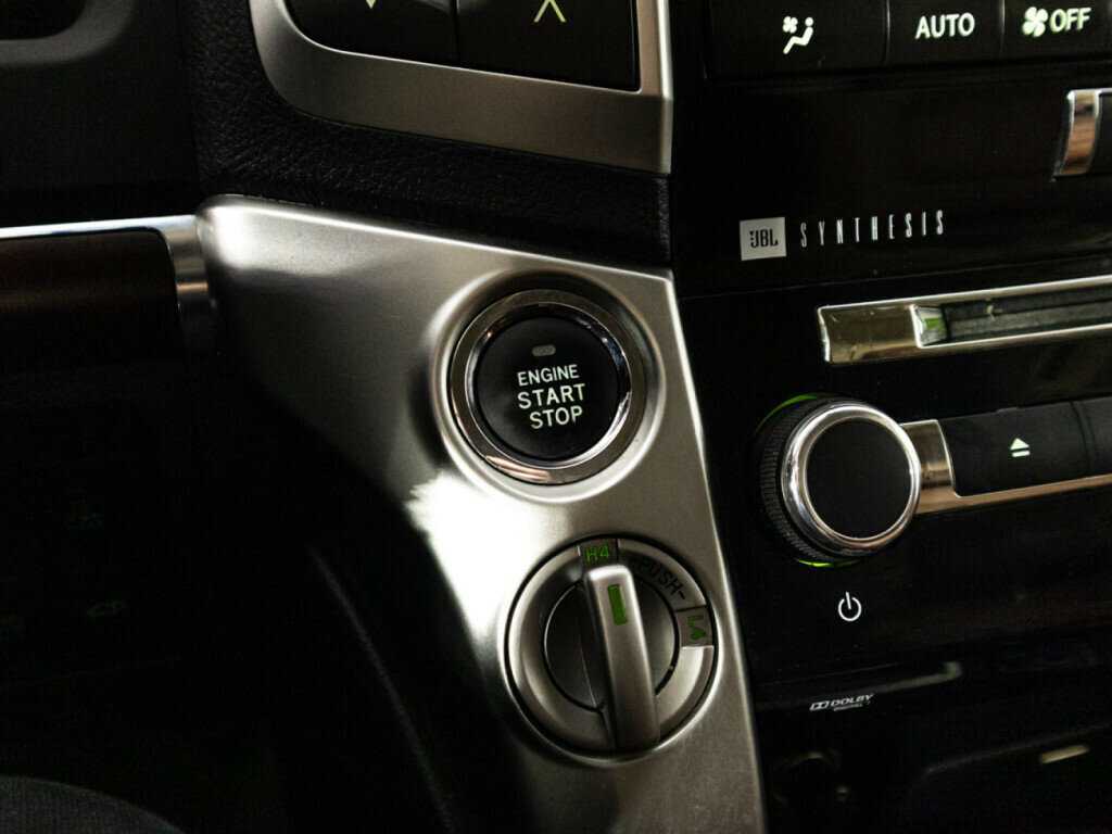 Toyota Land Cruiser с пробегом — 2014 год. Фото: #20