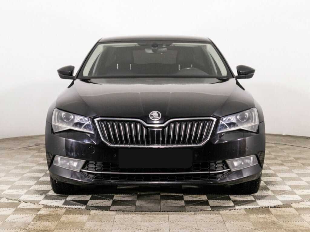 Skoda Superb с пробегом — 2017 год. Фото: #1