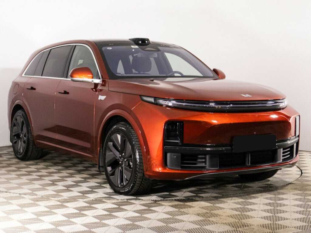 LiXiang L7 с пробегом — 2023 год. Фото: #2