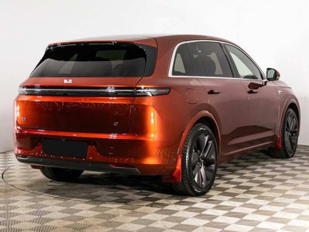 LiXiang L7 с пробегом — 2023 год. Фото: #4