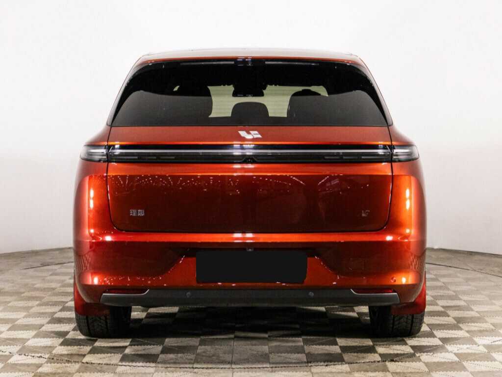 LiXiang L7 с пробегом — 2023 год. Фото: #5