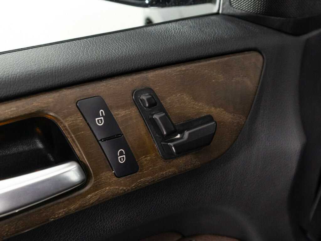 Mercedes-Benz GL-Класс с пробегом — 2015 год. Фото: #17