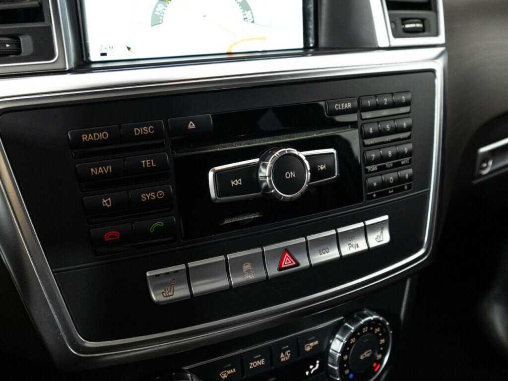 Mercedes-Benz GL-Класс с пробегом — 2015 год. Фото: #21