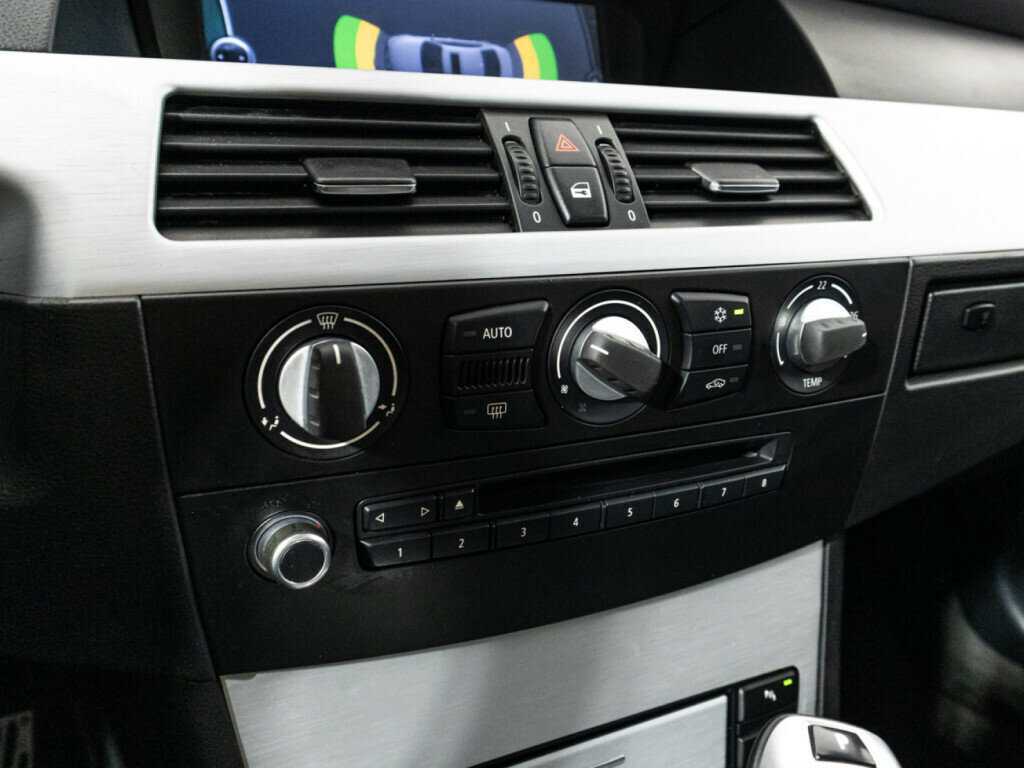 BMW 5 серии с пробегом — 2009 год. Фото: #15