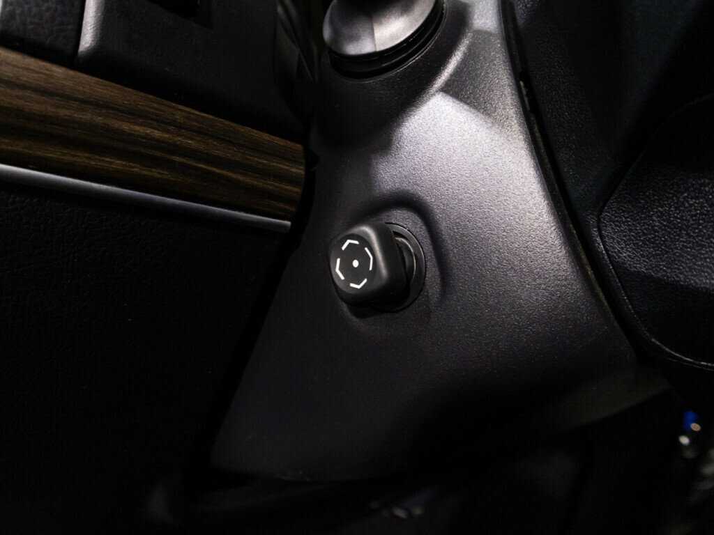 Toyota Land Cruiser Prado с пробегом — 2021 год. Фото: #14