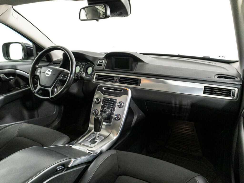 Volvo XC70 с пробегом — 2011 год. Фото: #8