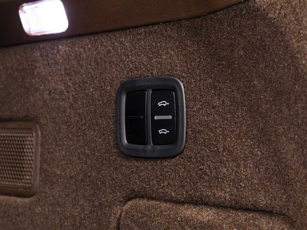 Porsche Cayenne с пробегом — 2018 год. Фото: #14