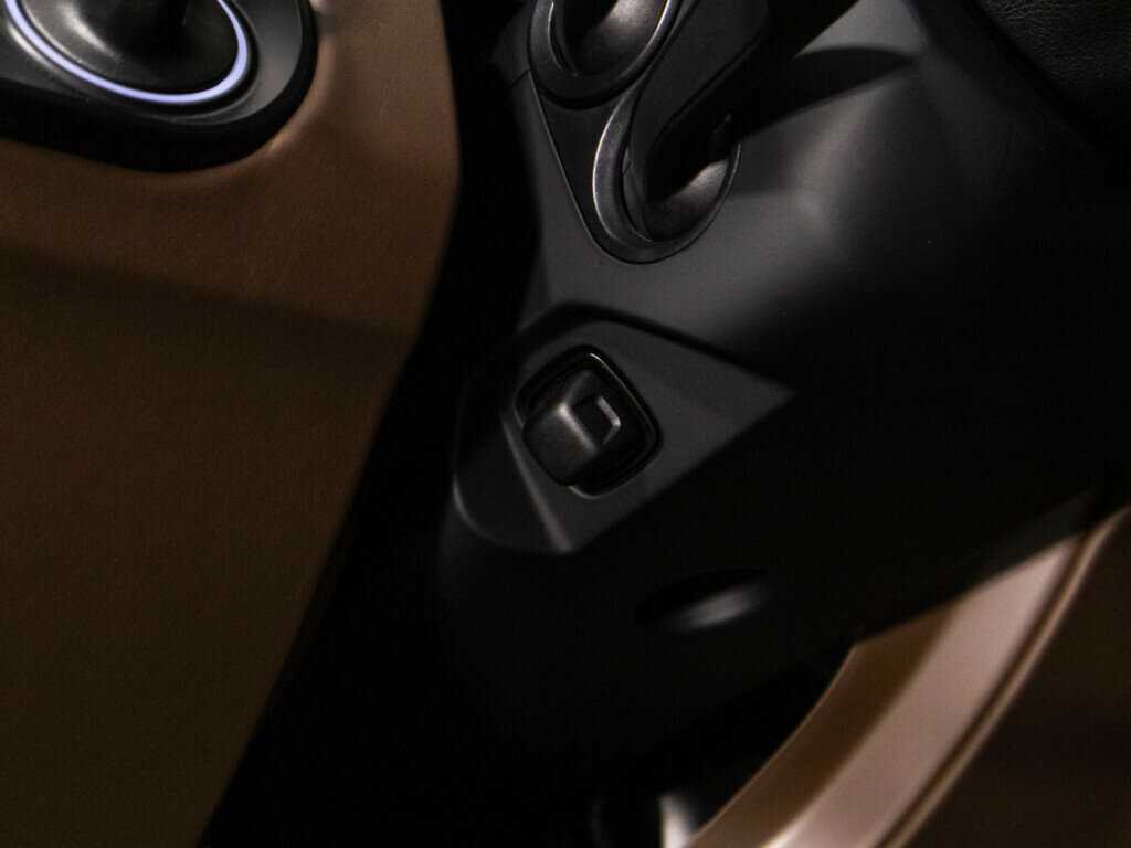 Porsche Cayenne с пробегом — 2018 год. Фото: #18