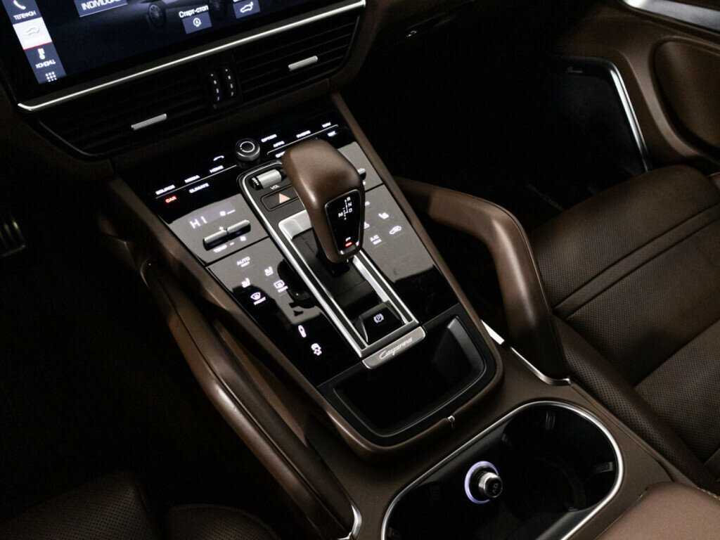 Porsche Cayenne с пробегом — 2018 год. Фото: #22