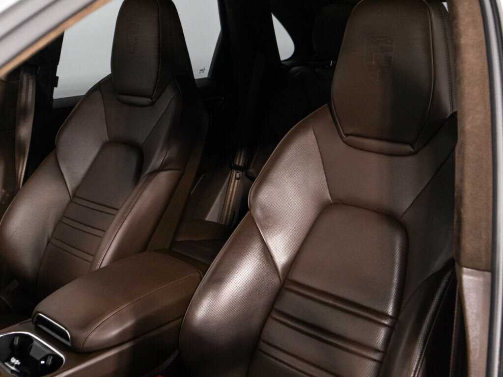 Porsche Cayenne с пробегом — 2018 год. Фото: #24