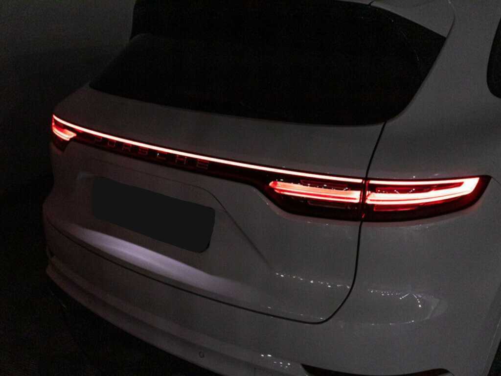 Porsche Cayenne с пробегом — 2018 год. Фото: #29