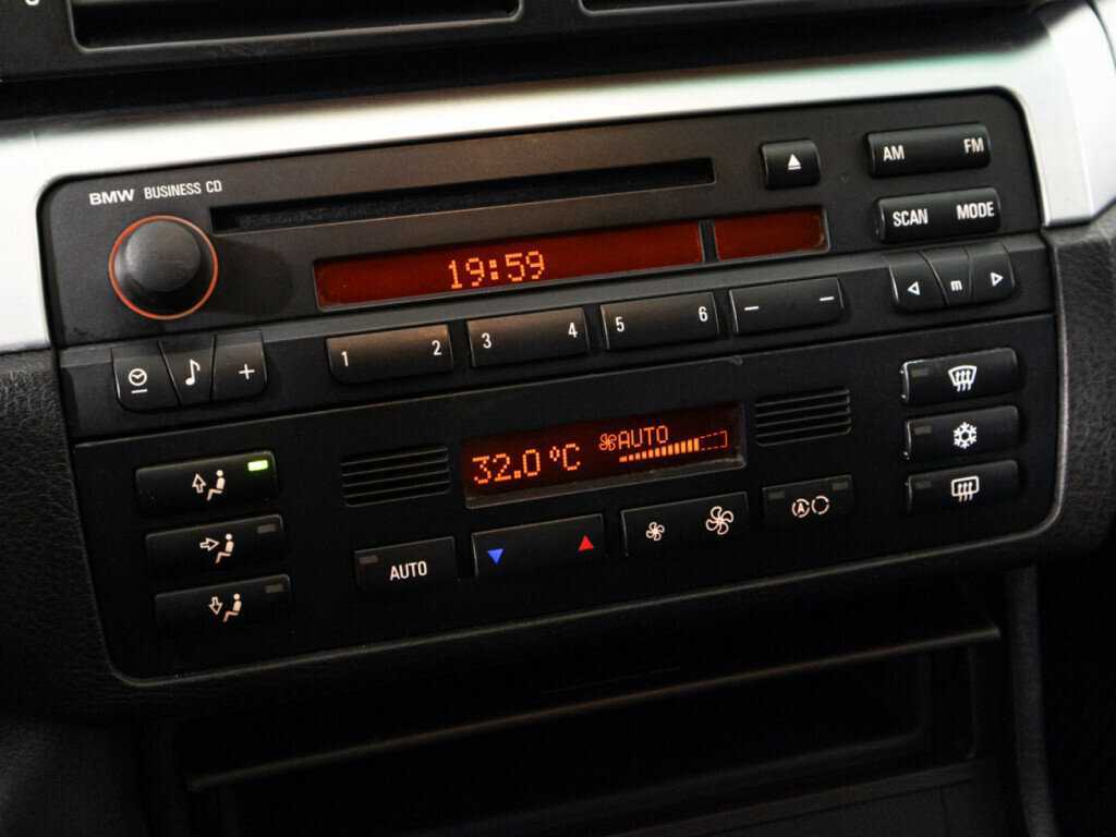 BMW 3 серии с пробегом — 2002 год. Фото: #14