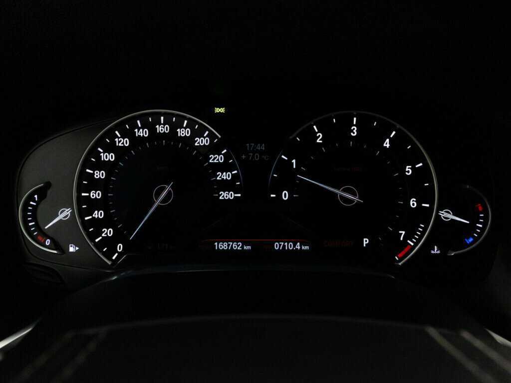 BMW 7 серии с пробегом — 2016 год. Фото: #9