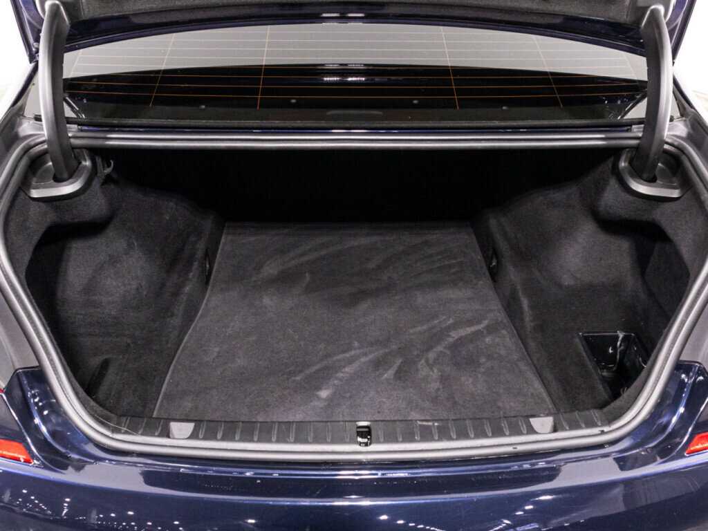 BMW 7 серии с пробегом — 2016 год. Фото: #12