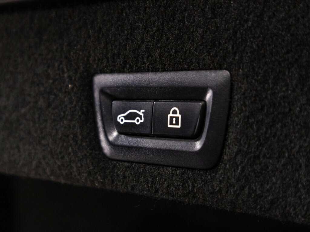 BMW 7 серии с пробегом — 2016 год. Фото: #13