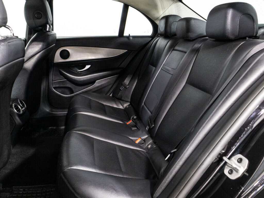 Mercedes-Benz E-Класс с пробегом — 2019 год. Фото: #9