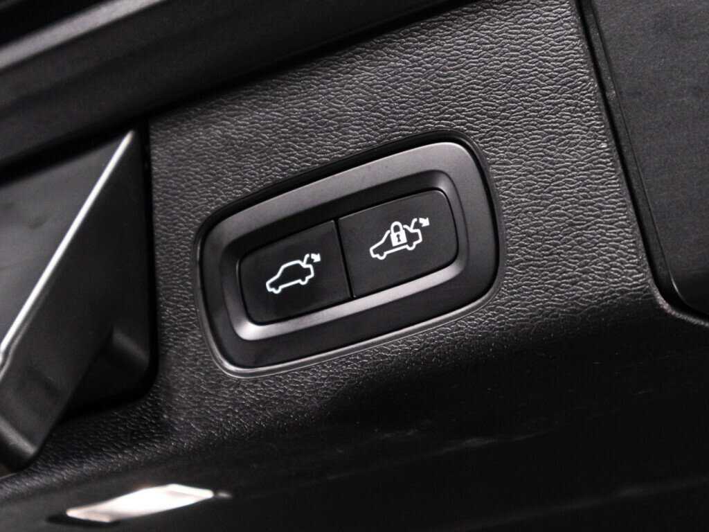 Volvo XC60 с пробегом — 2021 год. Фото: #14