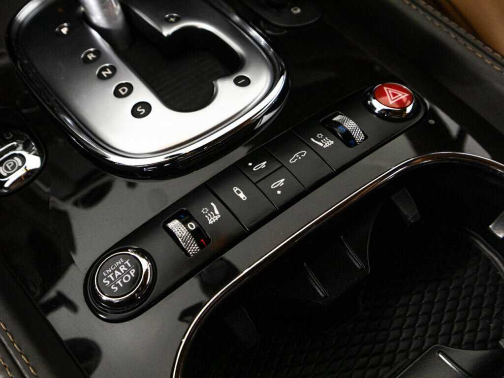 Bentley Continental GT с пробегом — 2012 год. Фото: #21