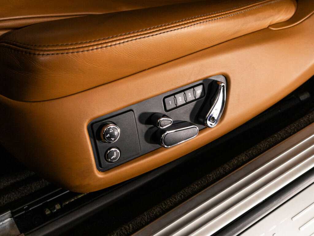 Bentley Continental GT с пробегом — 2012 год. Фото: #27