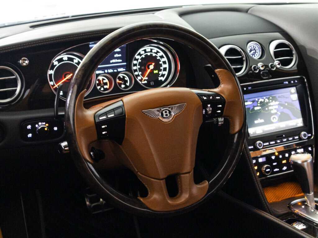 Bentley Continental GT с пробегом — 2012 год. Фото: #29