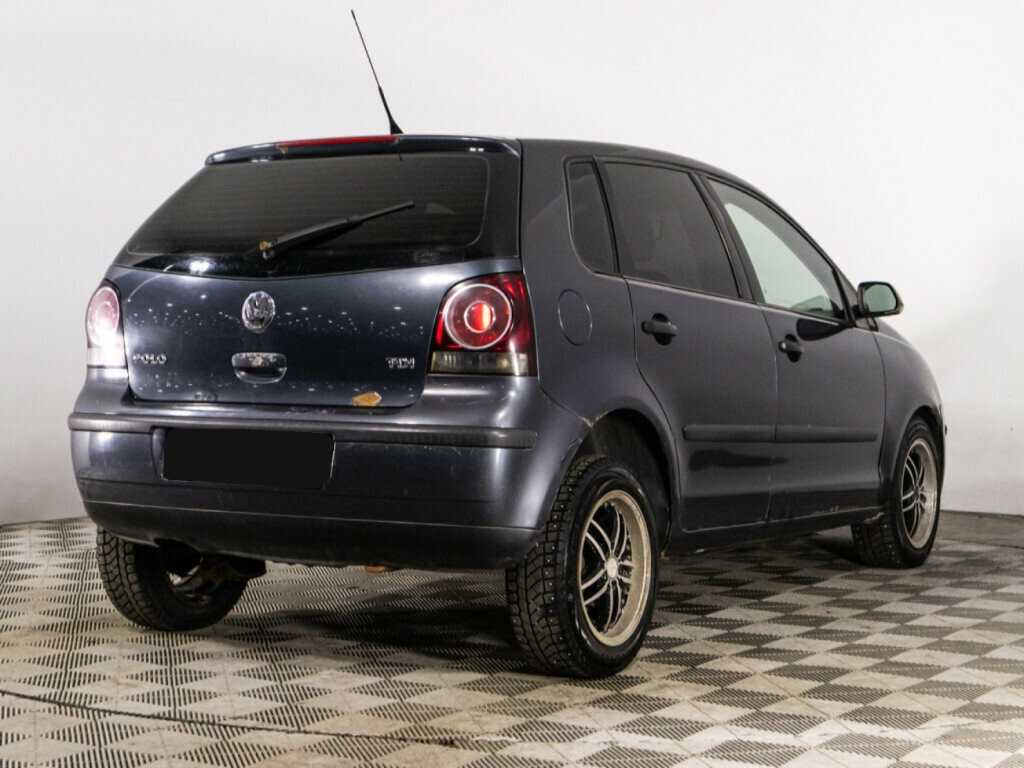 Volkswagen Polo с пробегом — 2006 год. Фото: #4