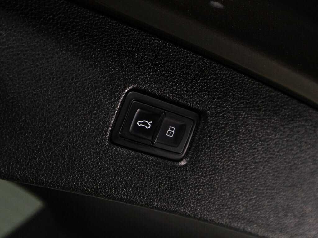 Audi Q7 с пробегом — 2015 год. Фото: #13