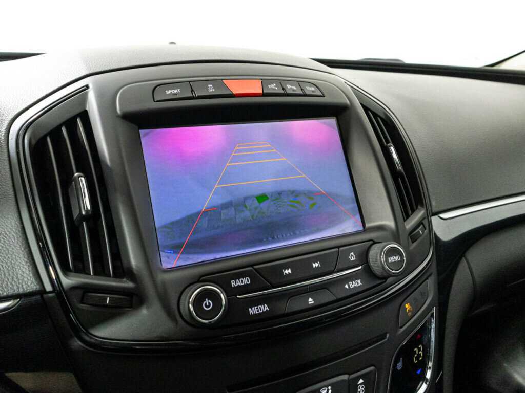 Opel Insignia с пробегом — 2014 год. Фото: #16