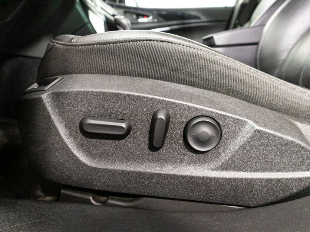 Opel Insignia с пробегом — 2014 год. Фото: #19