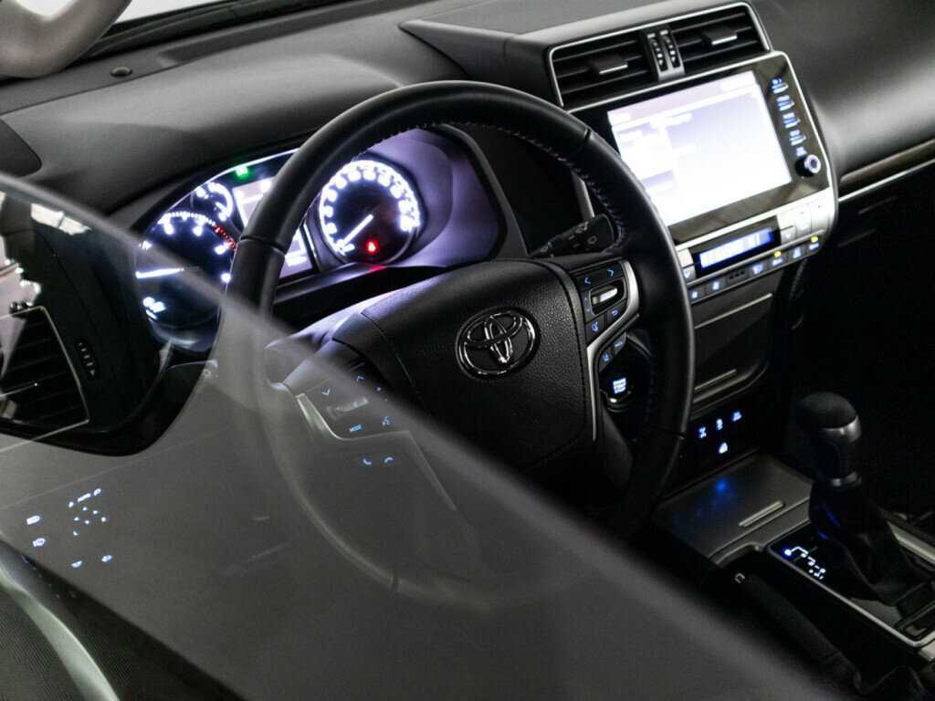 Toyota Land Cruiser Prado с пробегом — 2022 год. Фото: #29