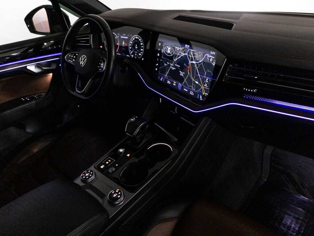 Volkswagen Touareg с пробегом — 2022 год. Фото: #25