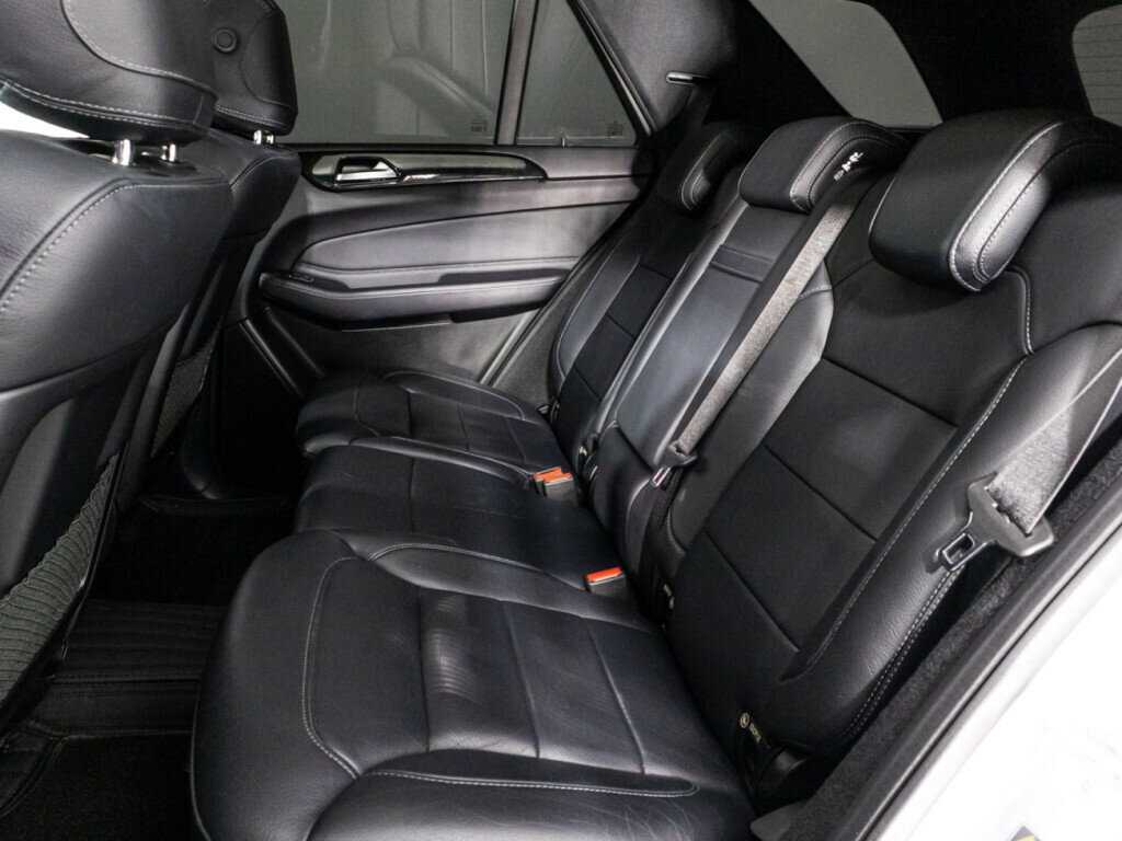 Mercedes-Benz GLE с пробегом — 2017 год. Фото: #9