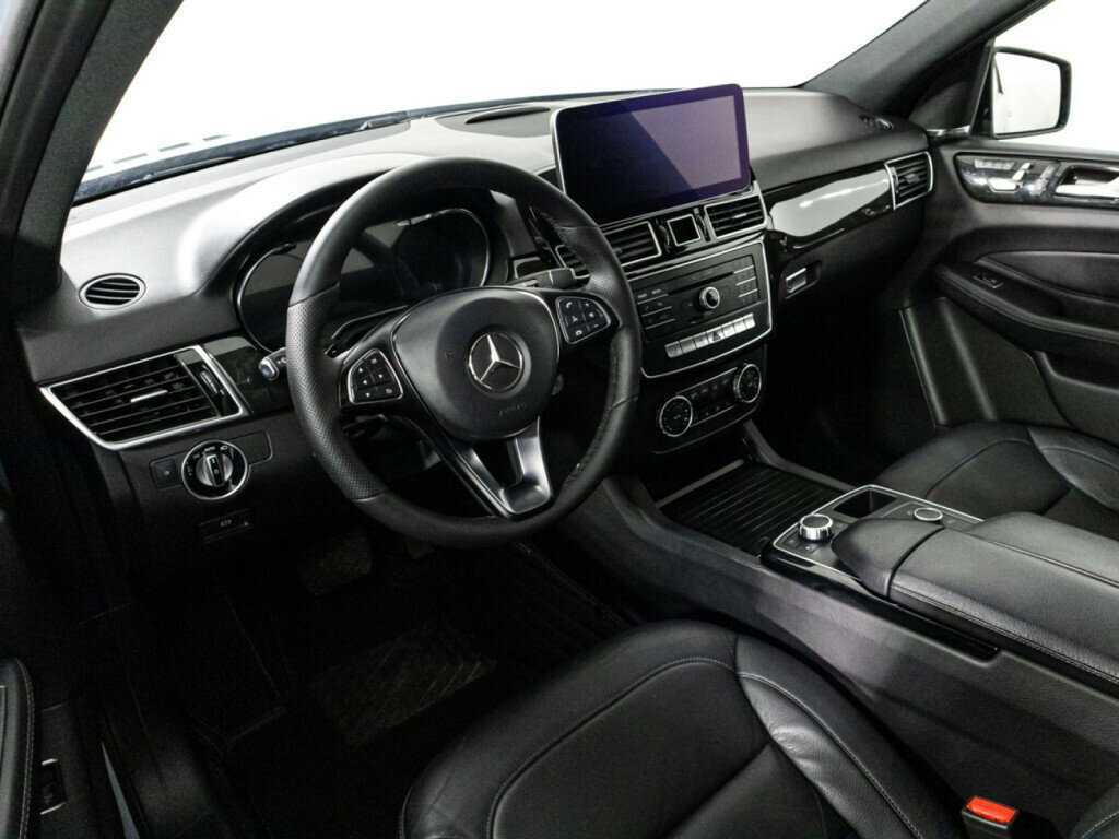 Mercedes-Benz GLE с пробегом — 2017 год. Фото: #10