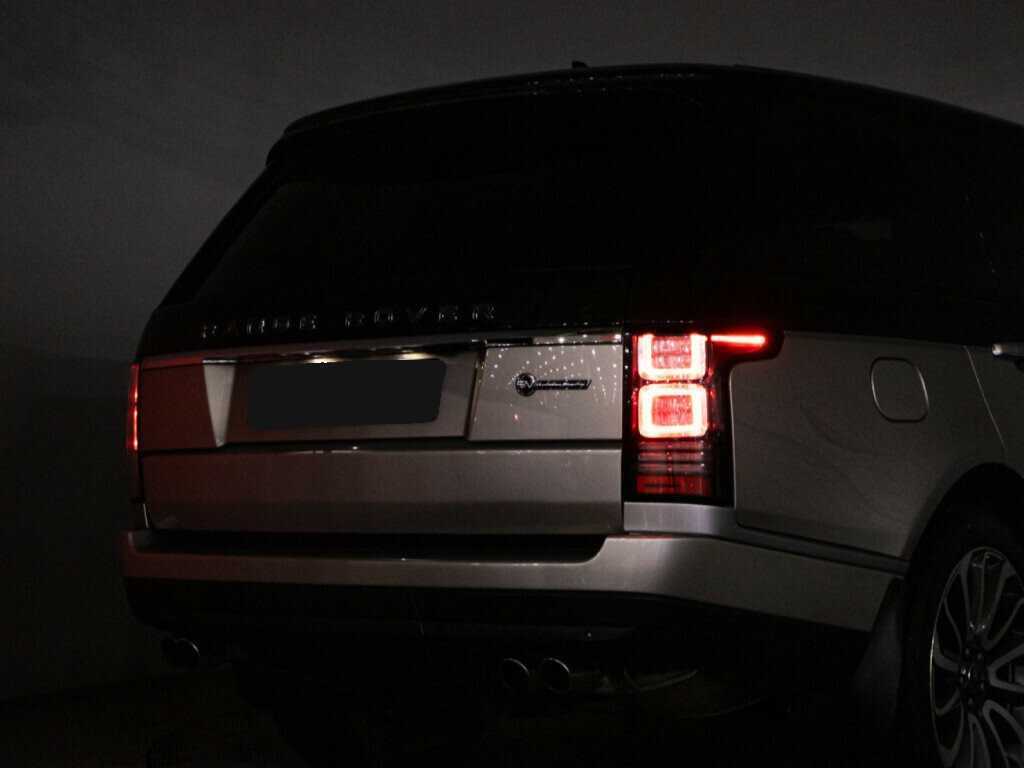 Land Rover Range Rover с пробегом — 2017 год. Фото: #34