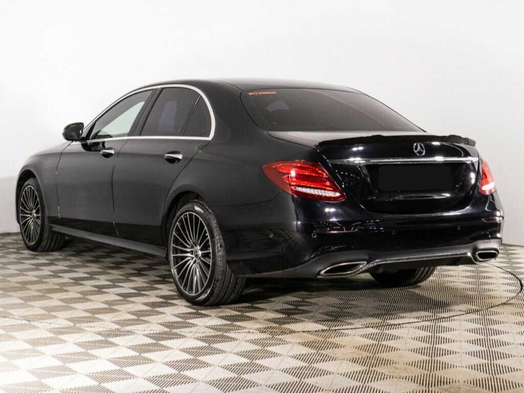 Mercedes-Benz E-Класс с пробегом — 2019 год. Фото: #6