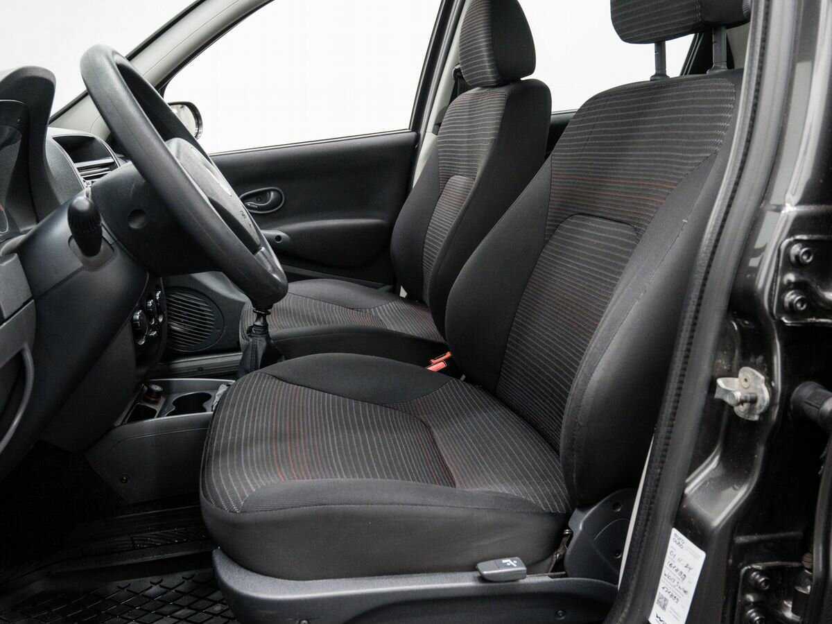 Fiat Albea с пробегом — 2008 год. Фото: #13