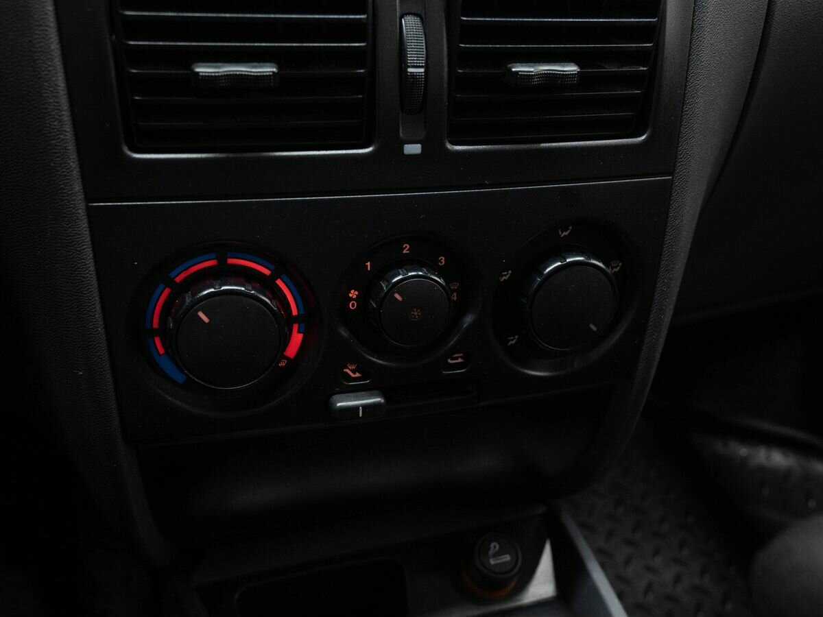 Fiat Albea с пробегом — 2008 год. Фото: #17