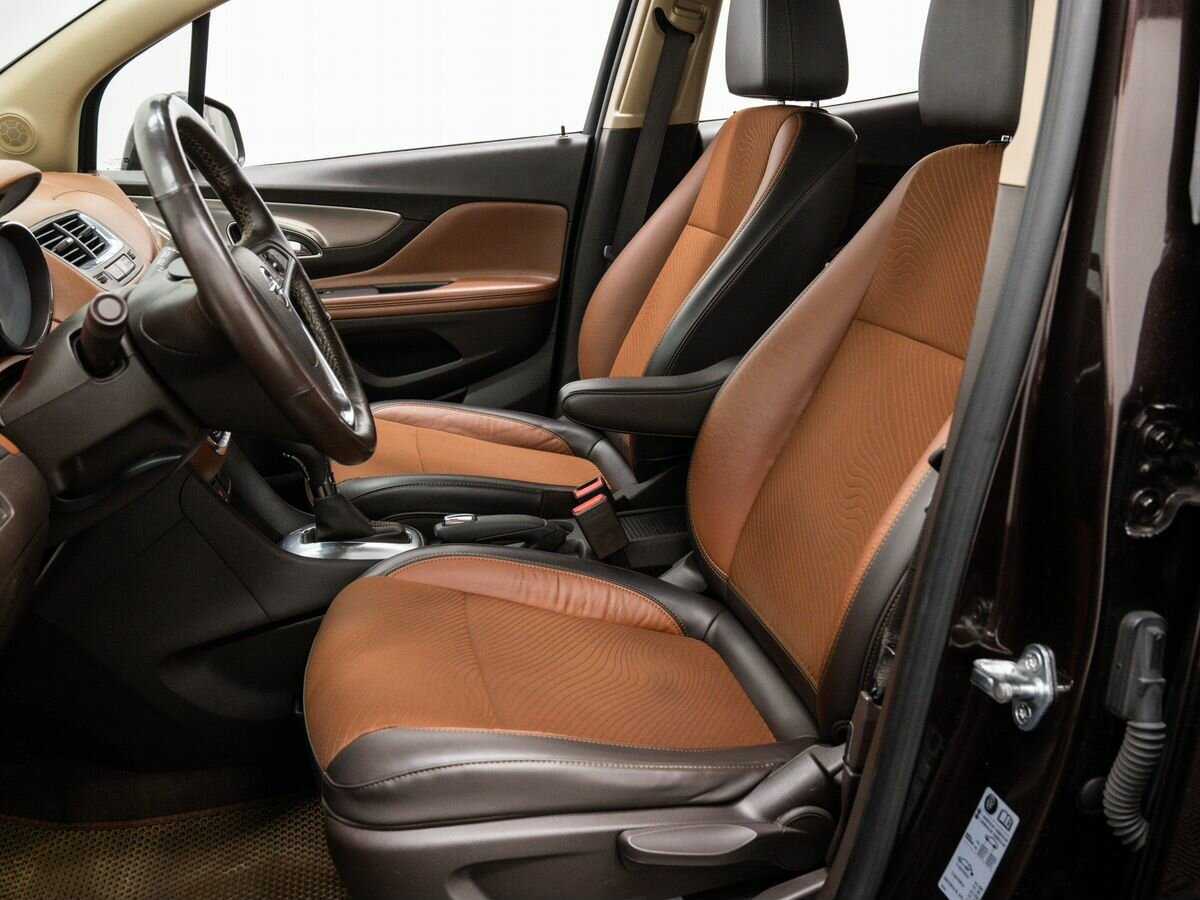 Opel Mokka с пробегом — 2013 год. Фото: #13